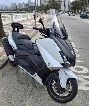 YAMAHA TMAX 
